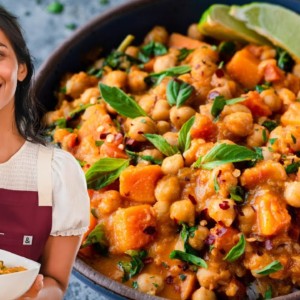 This Butternut Squash + Chickpea Curry is sooo good!