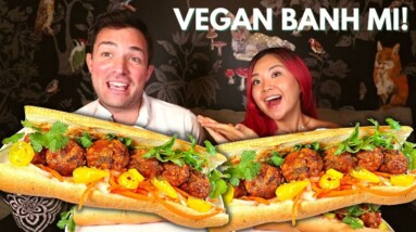 GIANT VEGAN BANH MI (Vietnamese Subs) MUKBANG! Munching Mondays   Ep.115