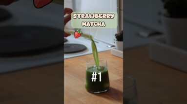 2 ingredient matcha latte 🍓🍵  #shorts
