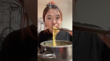 WHAT I ATE IN A DAY & day in my life (vegan content creator & cafe owner) #shorts